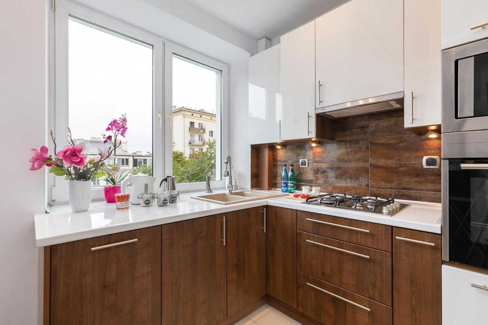 Nowoczesny Przy Alejach Solidarnosci W Warszawie By Rent Like Apartment